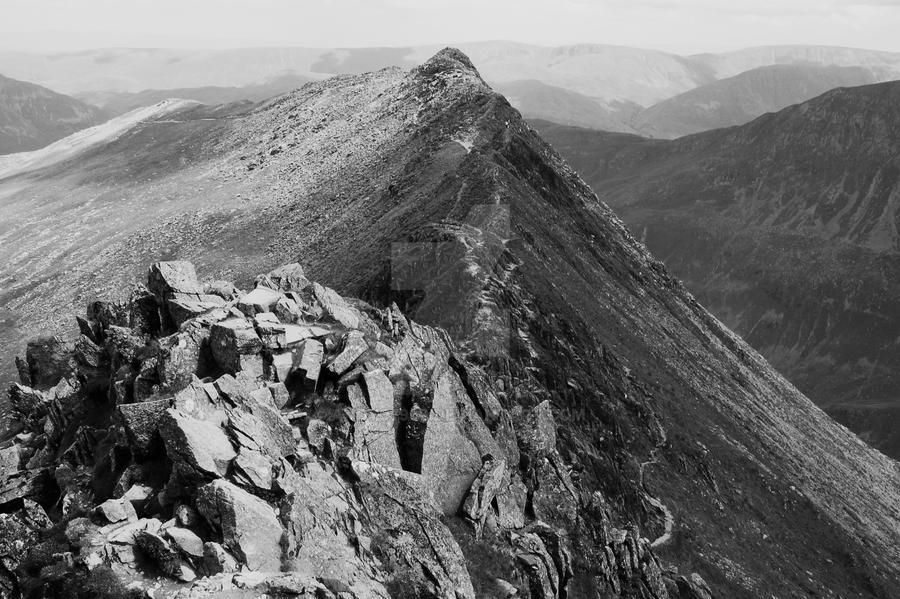 Striding Edge