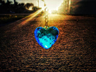 blue crystal heart 