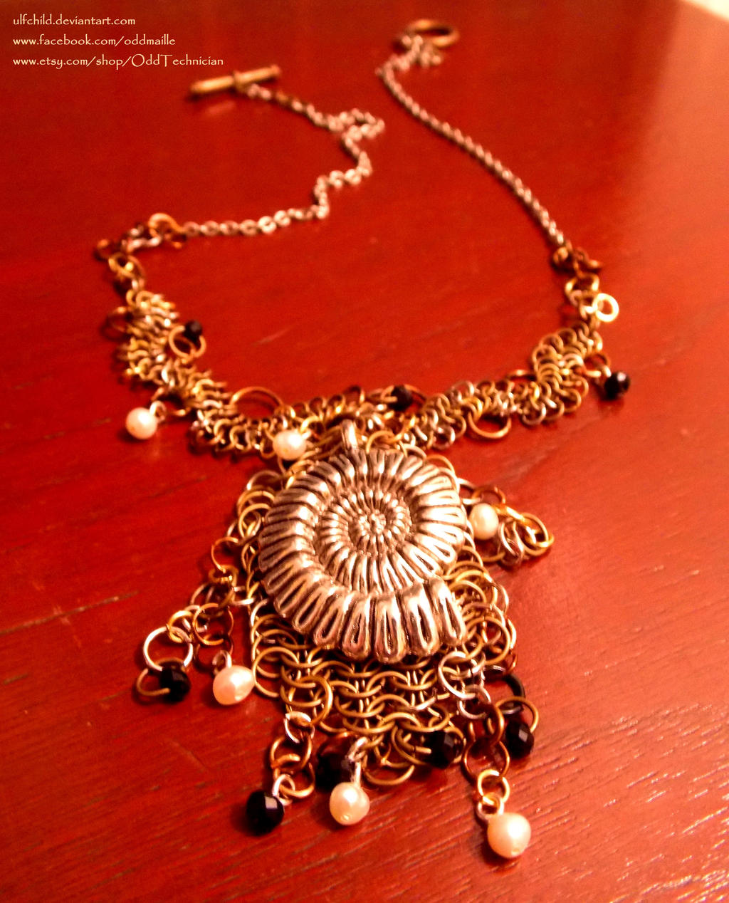 Metal Shell and Maille Necklace (photo sh. 3)