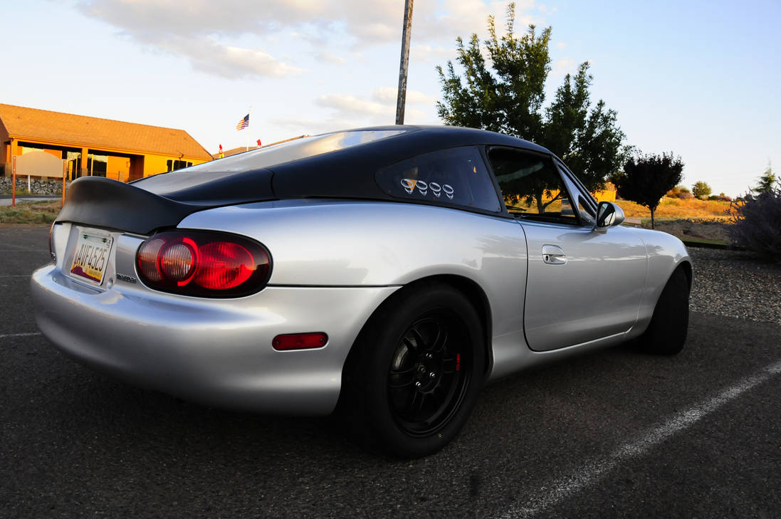 Miata by WonkoZehSane on DeviantArt