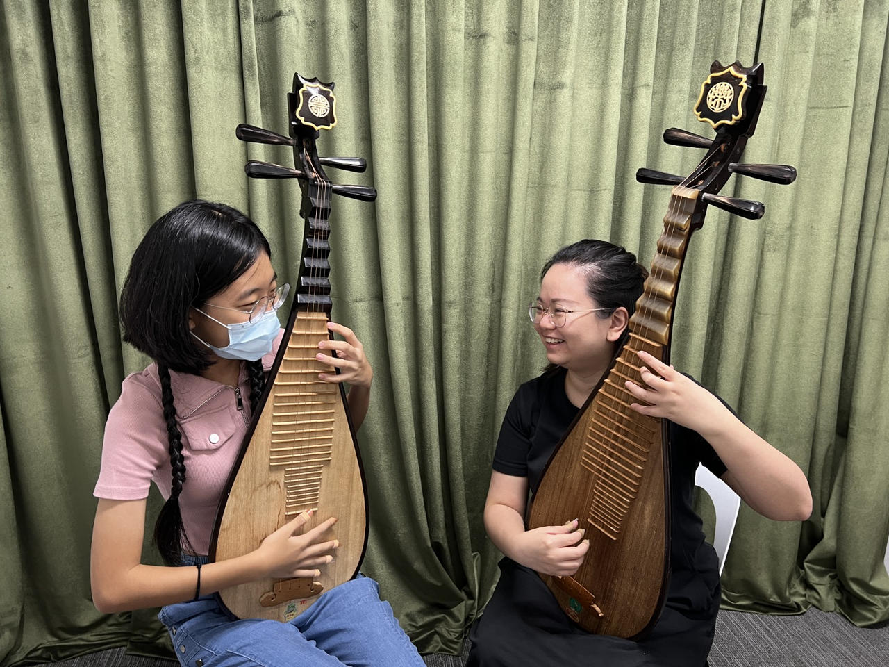 Pipa Lessons: Your Path to Musical Excellence by easonmusic on DeviantArt