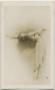 Flapper dancer I