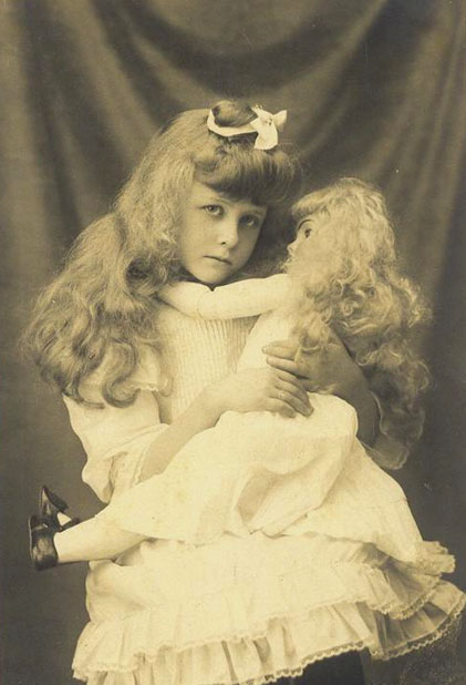 Vintage girl and doll II