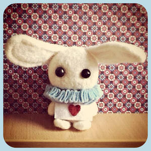 Are you my Alice? | needle felted