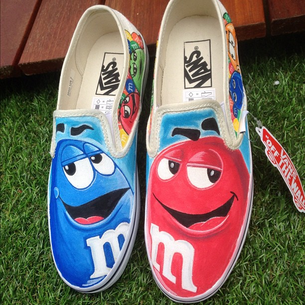 MnMs MM Custom Vans