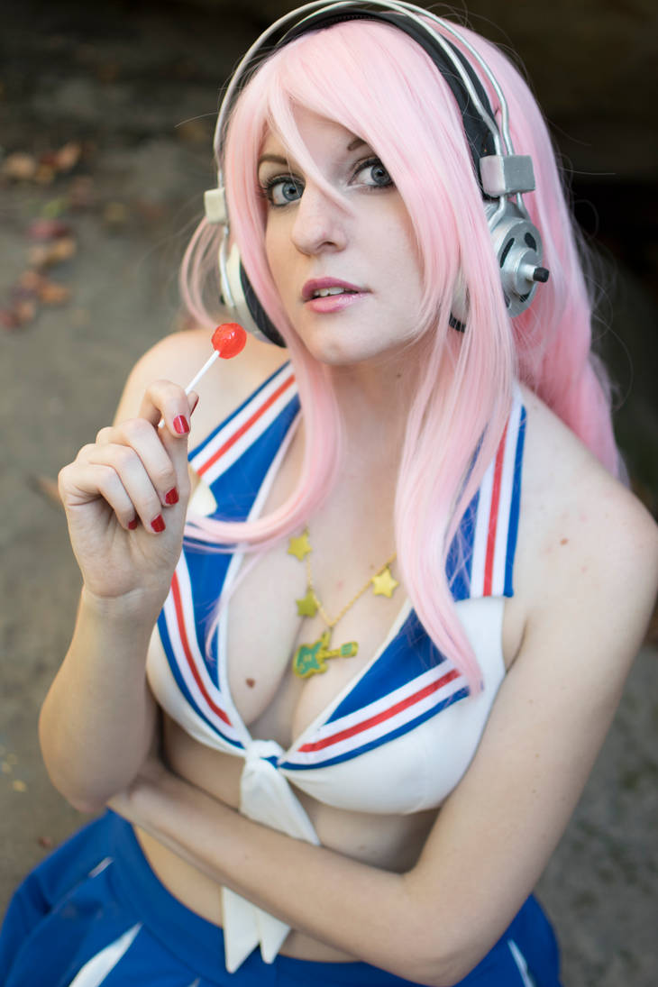 Super Sonico Cheerleader