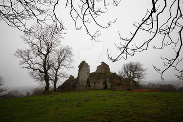 Pendragon Castle in the mist.