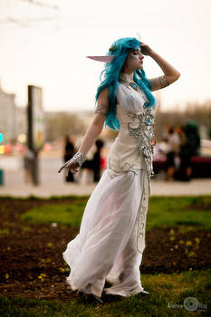 Tyrande Cosplay 5