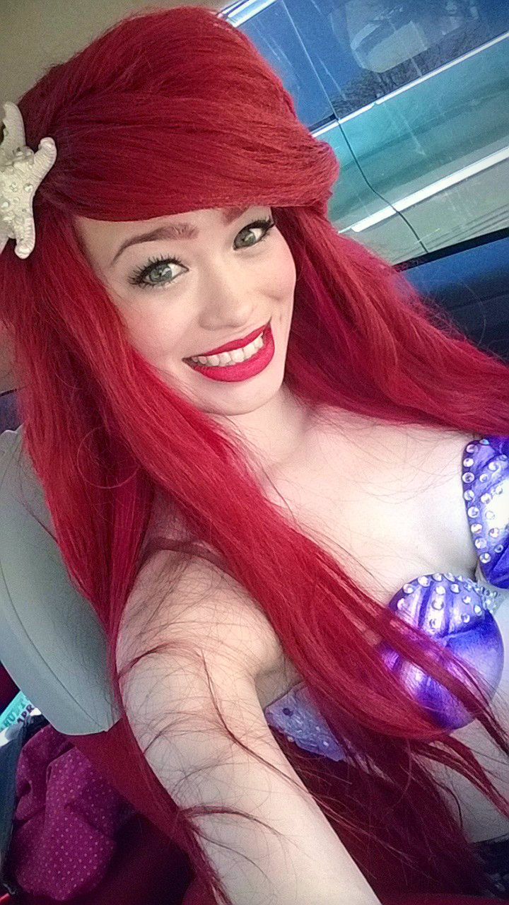 Ariel cosplay