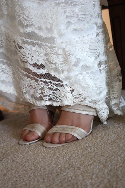 Feet of the bride