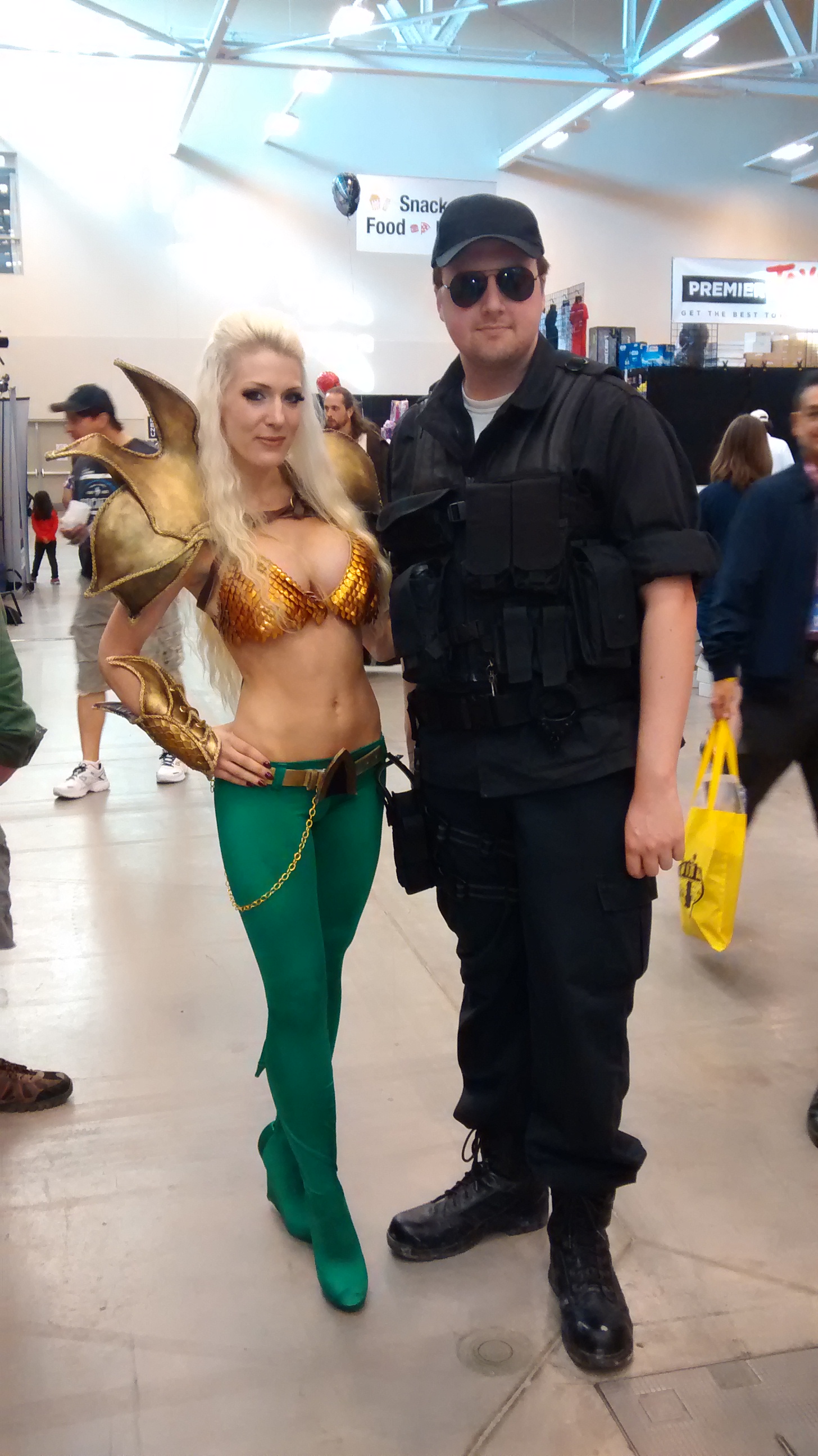 Niagara Falls Comicon - Auqa Women