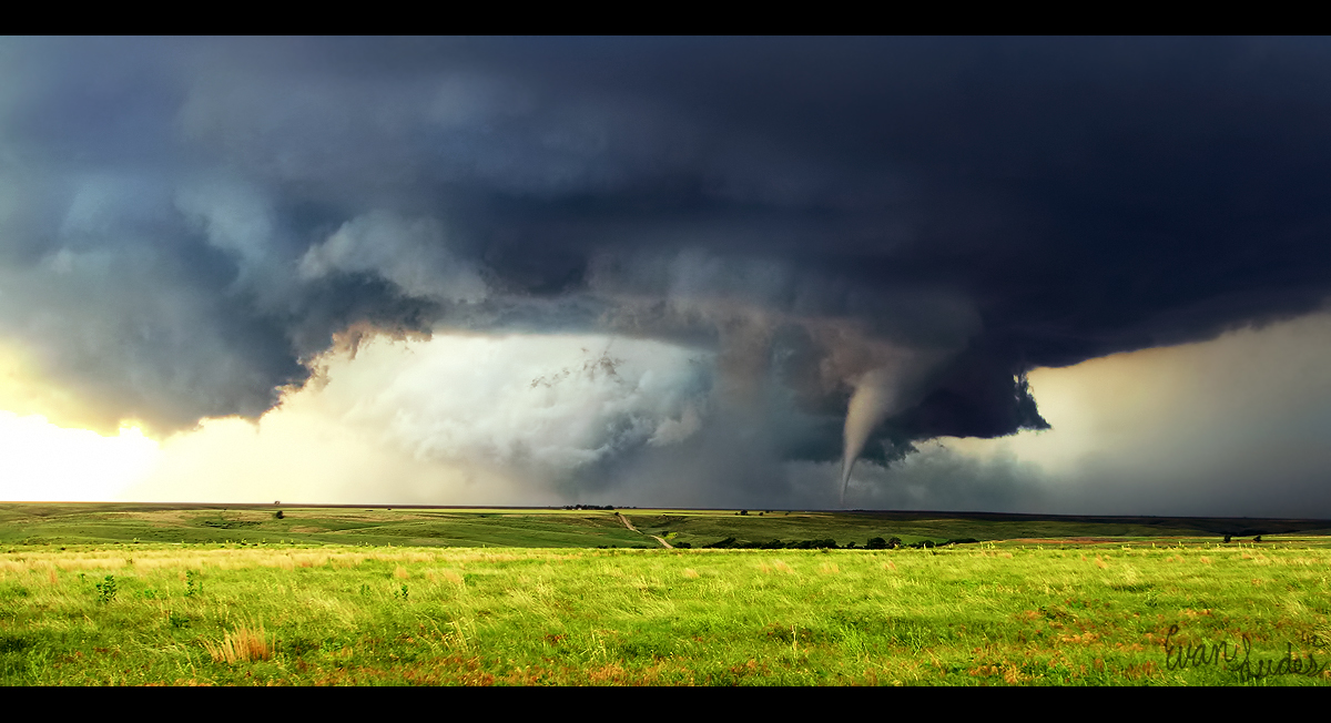 Tornado in the Plains