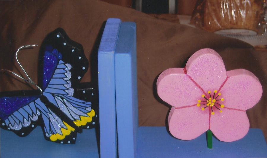 Butterfly and flower bookends 2