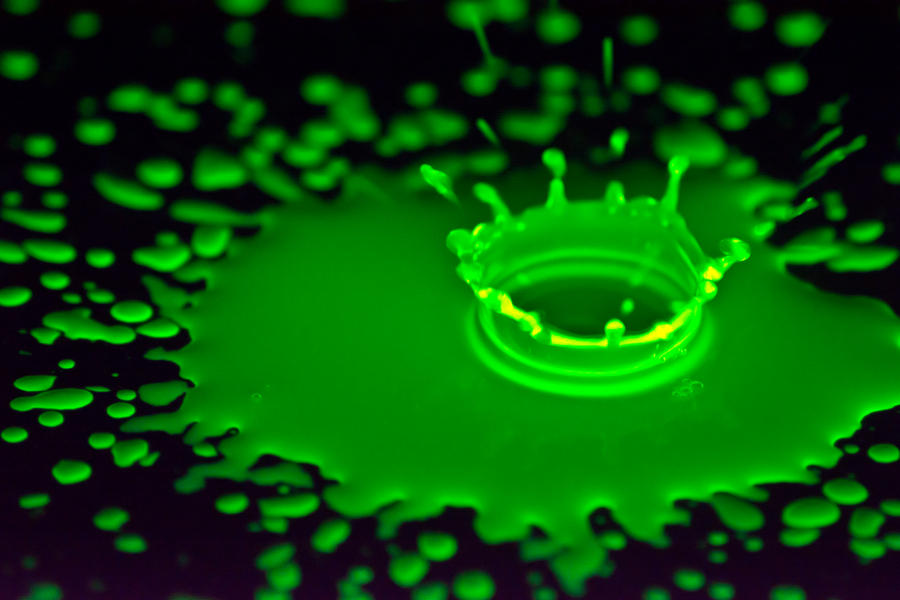 Fluorescent Fluid water Drop by joshuadschrock