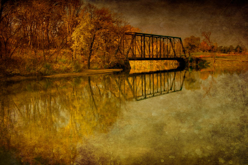 Fall colors of the Mississippi