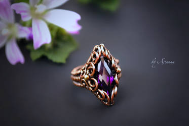 Ring Violet heaven of Marquise