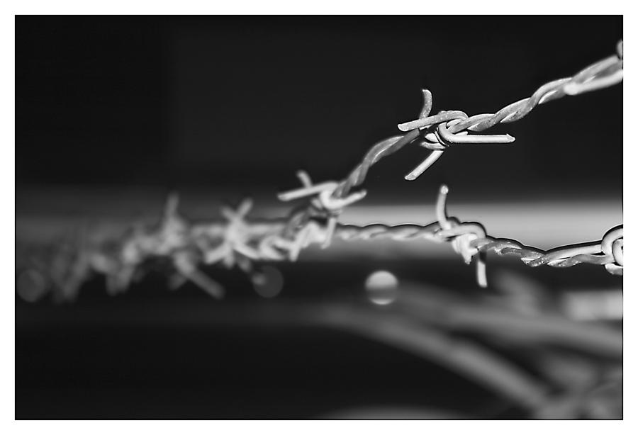 wire entanglement by someperfectsoul on DeviantArt
