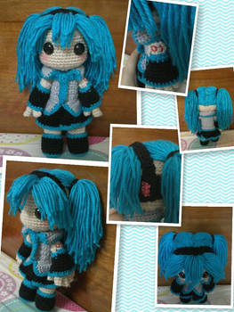 Hatsune Miku sackgirl doll