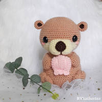 Ollie the Otter amigurumi