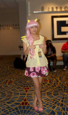 Flutter Shy Cosplay MomoCon 2012