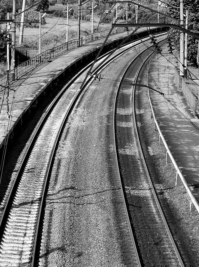 Tracks_BW