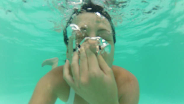 UNDERWATER2