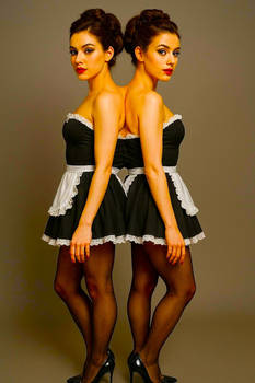 Siamese French Maids-Mirielle et Colette Laurent
