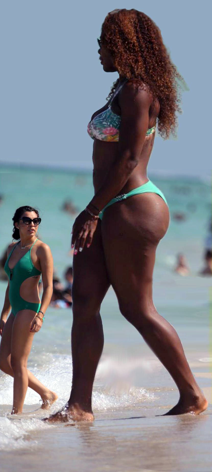 Serena Williams: Beach