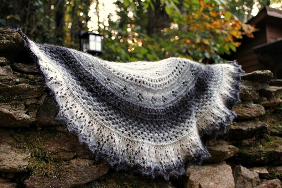 Summer Flies Half Shawl