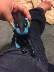 Luxray (front)