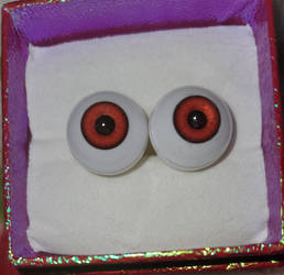 ''Red 14 mm Eyes''