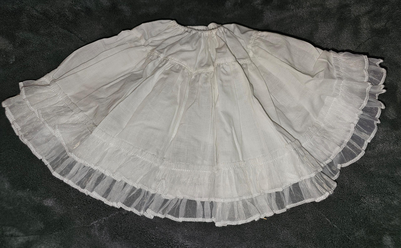 ''Underskirt''
