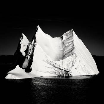 Iceberg by xMEGALOPOLISx
