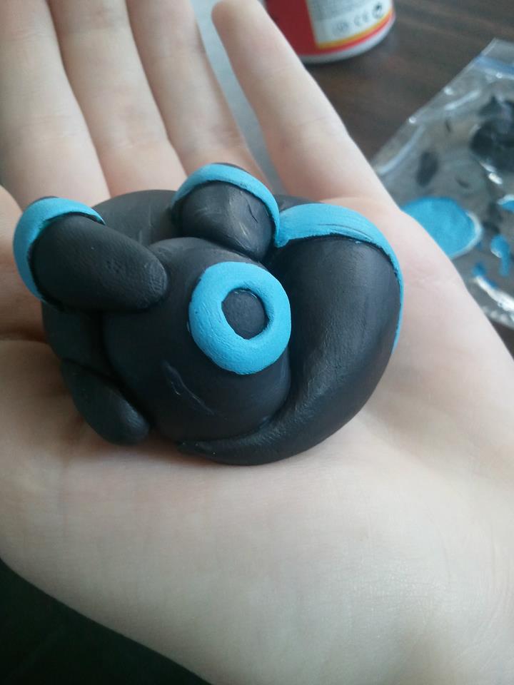 Umbreon Figureine