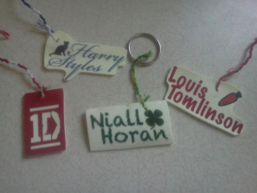 One Direction Key Chains by SerenadingLove on DeviantArt