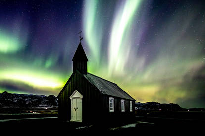 Buoakirkja - Aurora over the Black Church