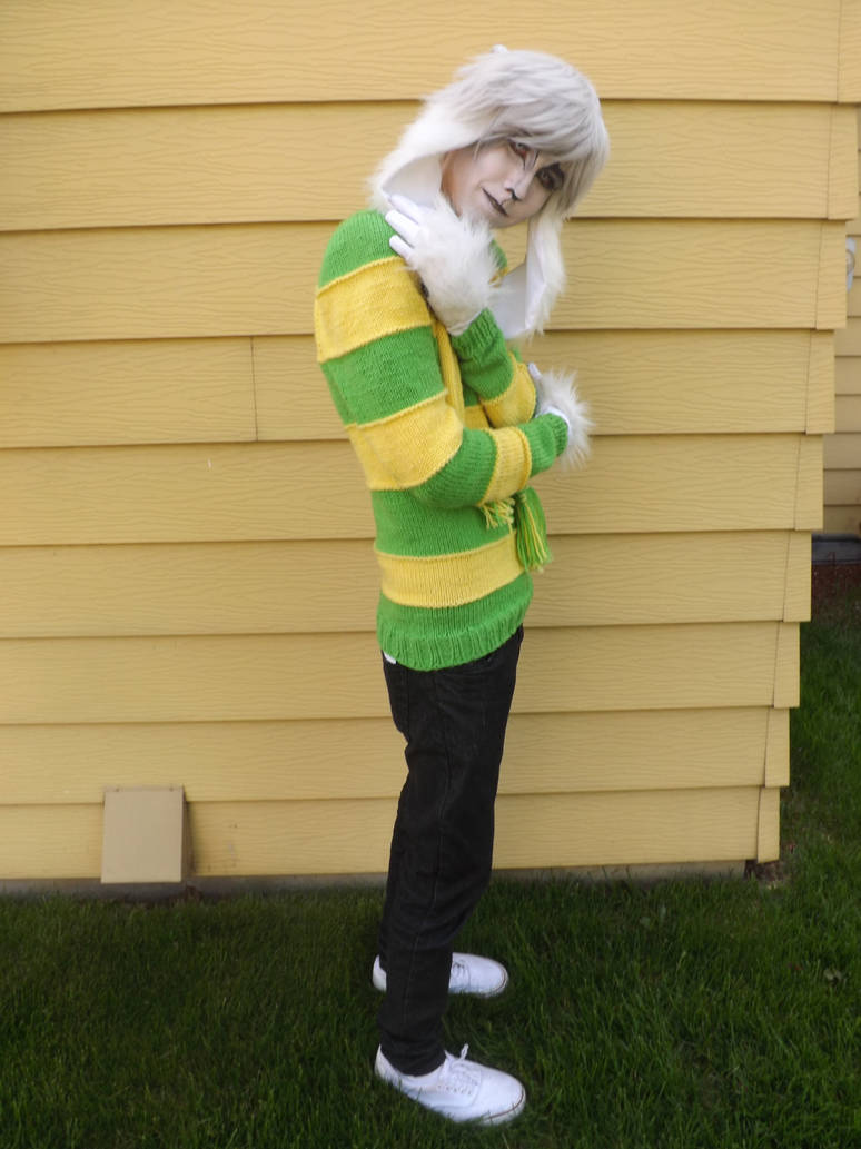 Asriel cosplay by boobleeboo on DeviantArt