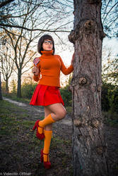 Velma from Scooby Doo cosplay