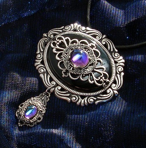 Heliotrope Brooch