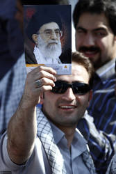 khamenei-karkonan pakhshe daroo-12 by khamenei-ir