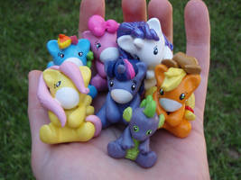 Hand Full of Friendship