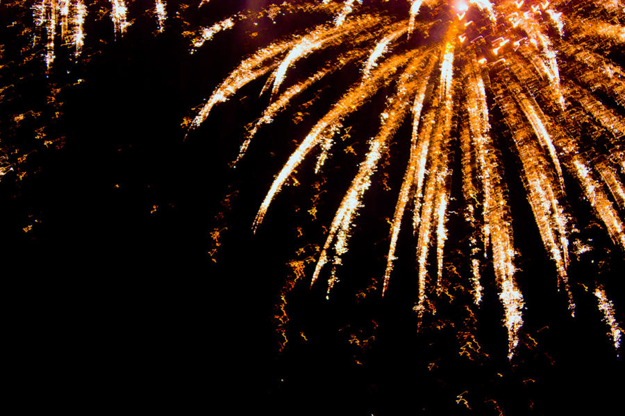 Fireworks Deviantart Fireworks by caseywaseywasabear on DeviantArt