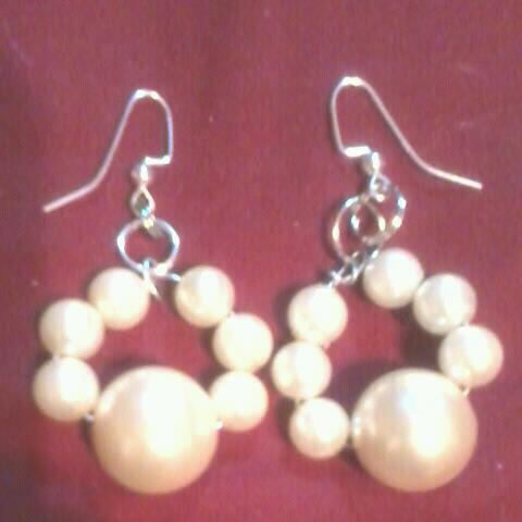 Pearl Dangle Earrings