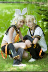 Vocaloid: Twins by Yuugi-Mutou