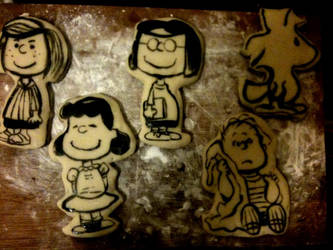 Peanuts Gingerbread Cookies2