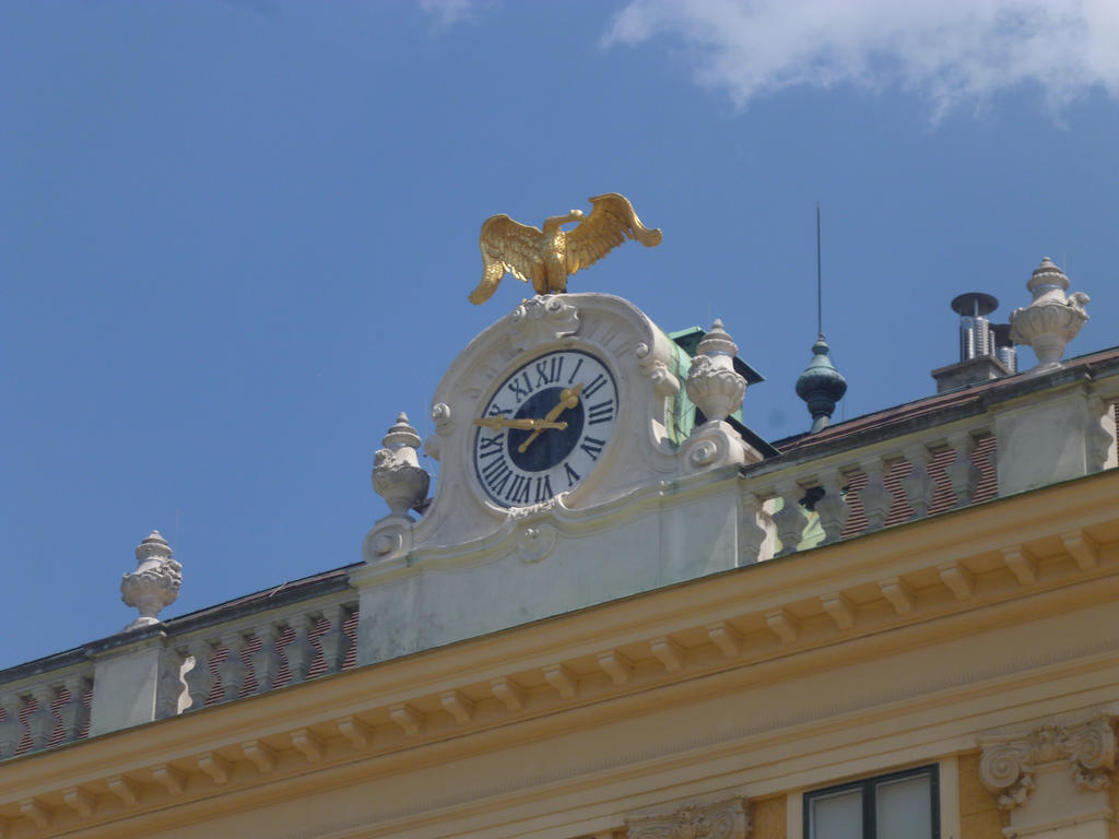 Schoenbrunn Castle V, Clock