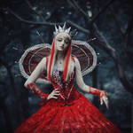 Another Red Queen by MariannaInsomnia