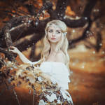 Elf by MariannaInsomnia