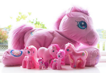 Pinkie Pie Family