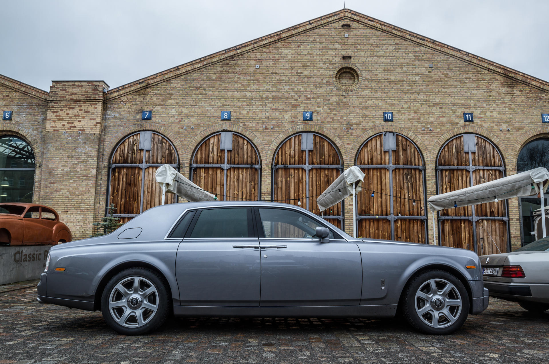 View Photos of the 2023 Rolls-Royce Phantom